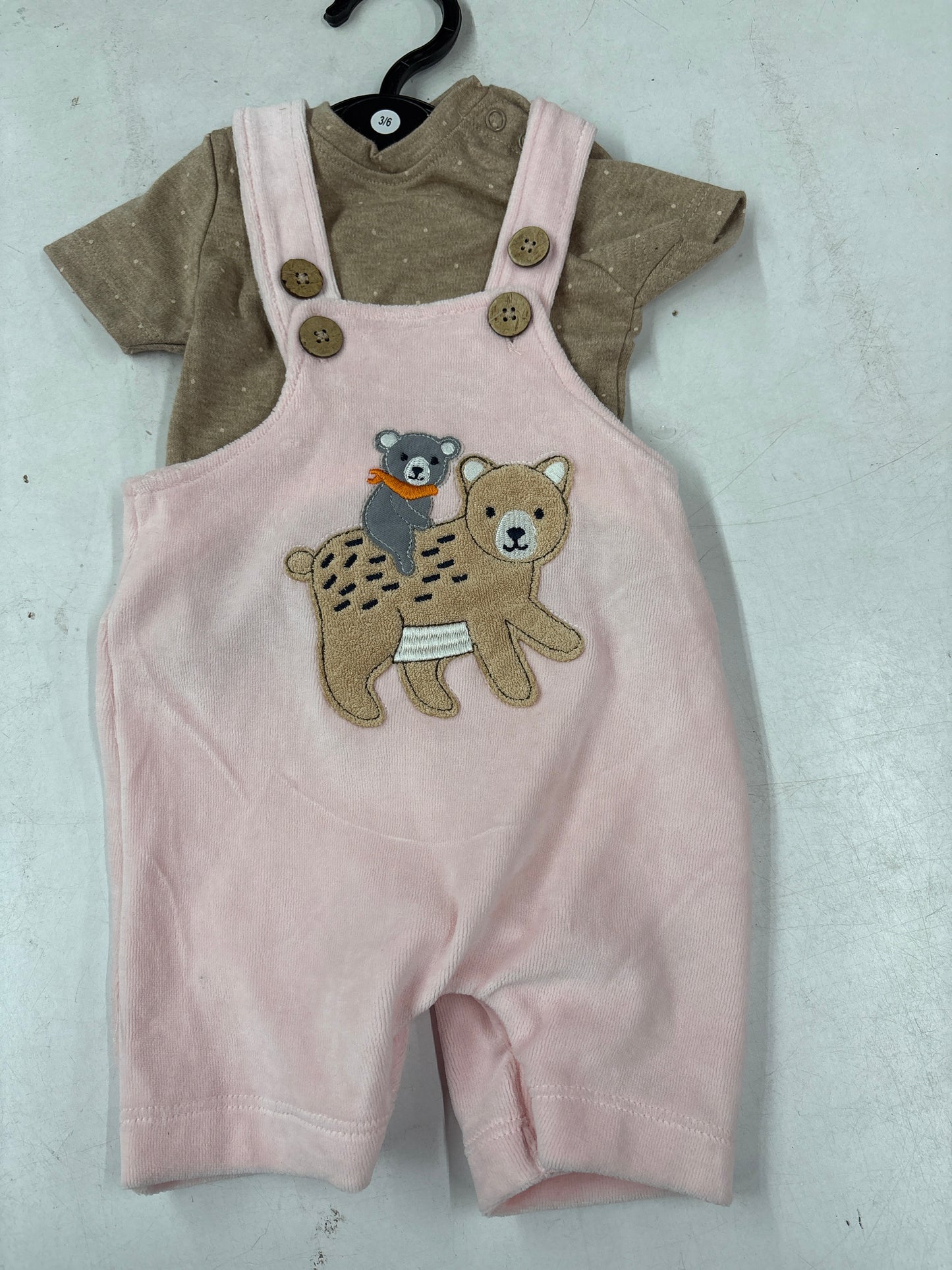 Pinky with animal - Dungaree