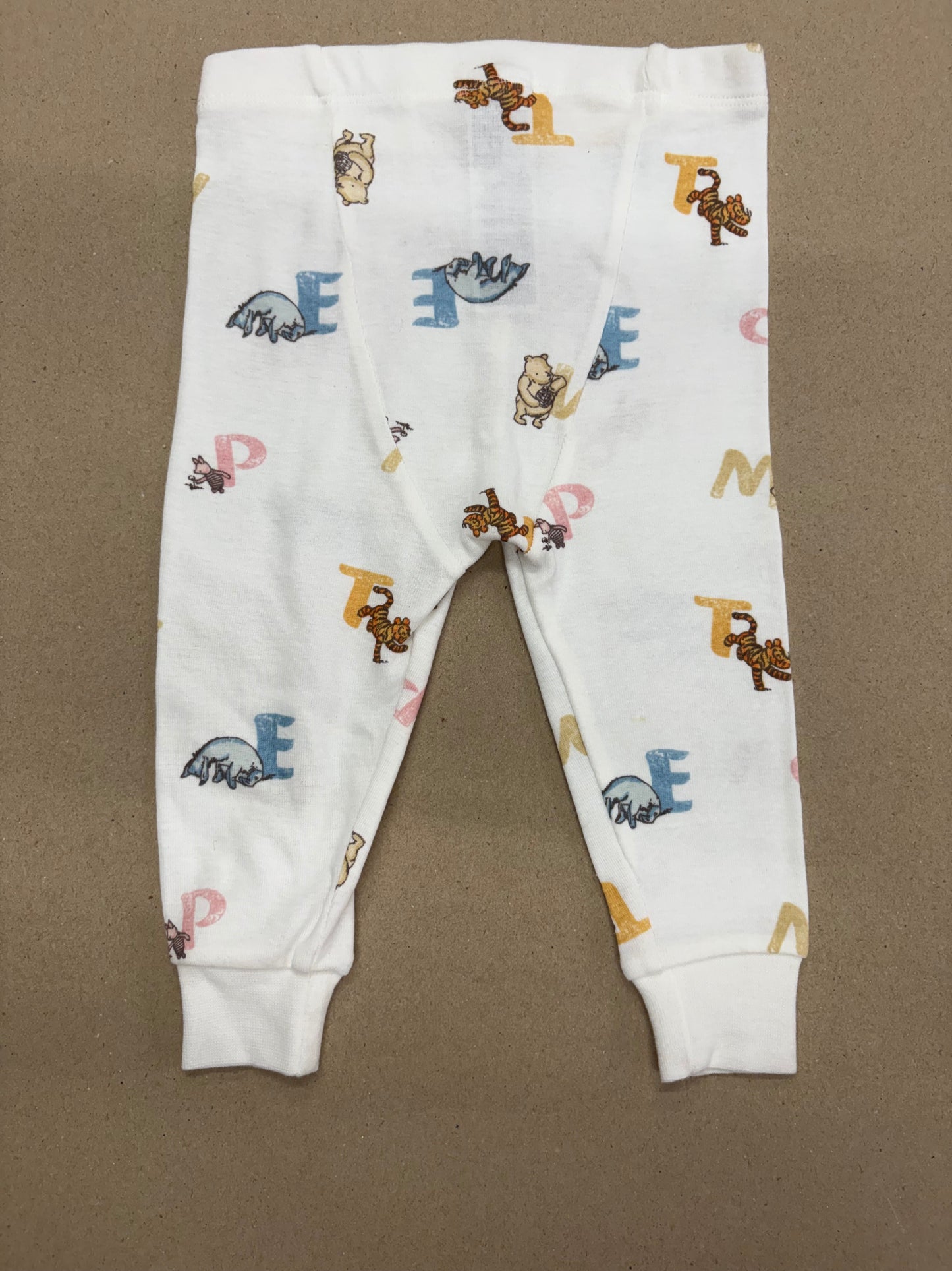 White with letter animal - full sleeve set (snap button)