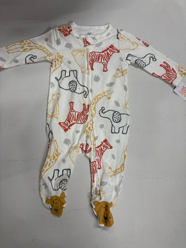 White with animal 🦒 and shoe -Baby high quality jumpsuit