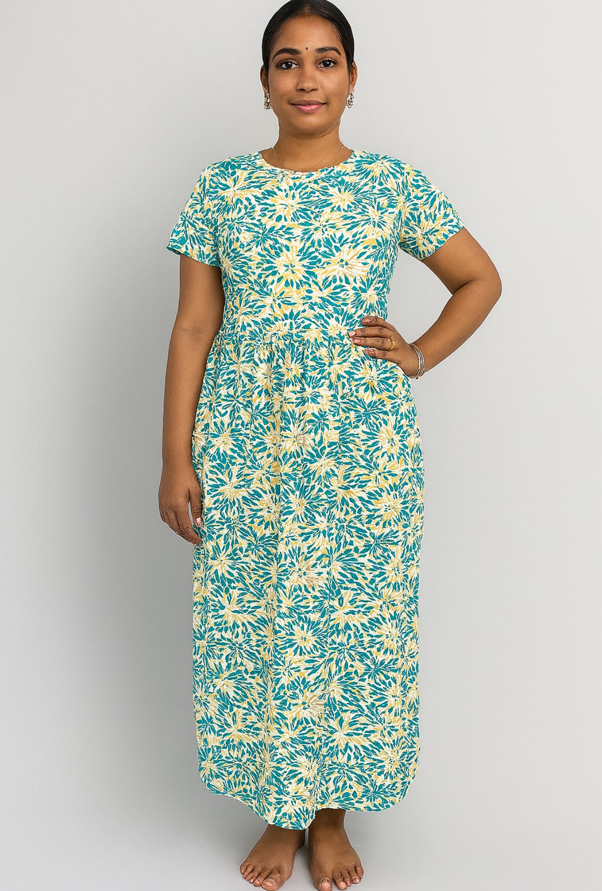 Yellow and green leaf Women’s Non Feeding Maxiwear