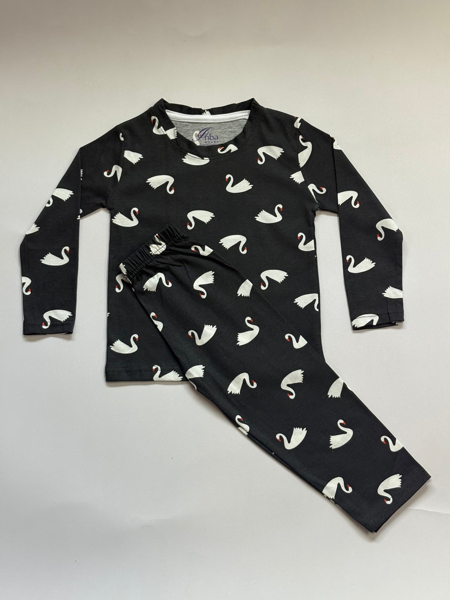 Girls Full Sleeve Set 001 - black with white duck