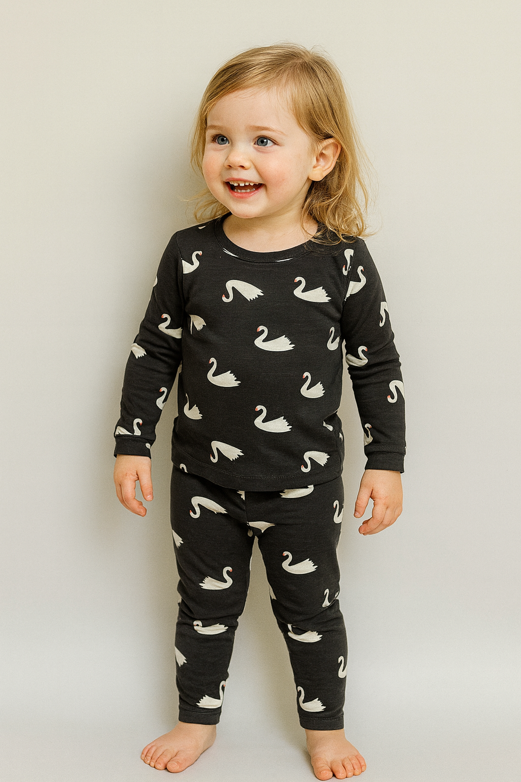 Girls Full Sleeve Set 001 - black with white duck