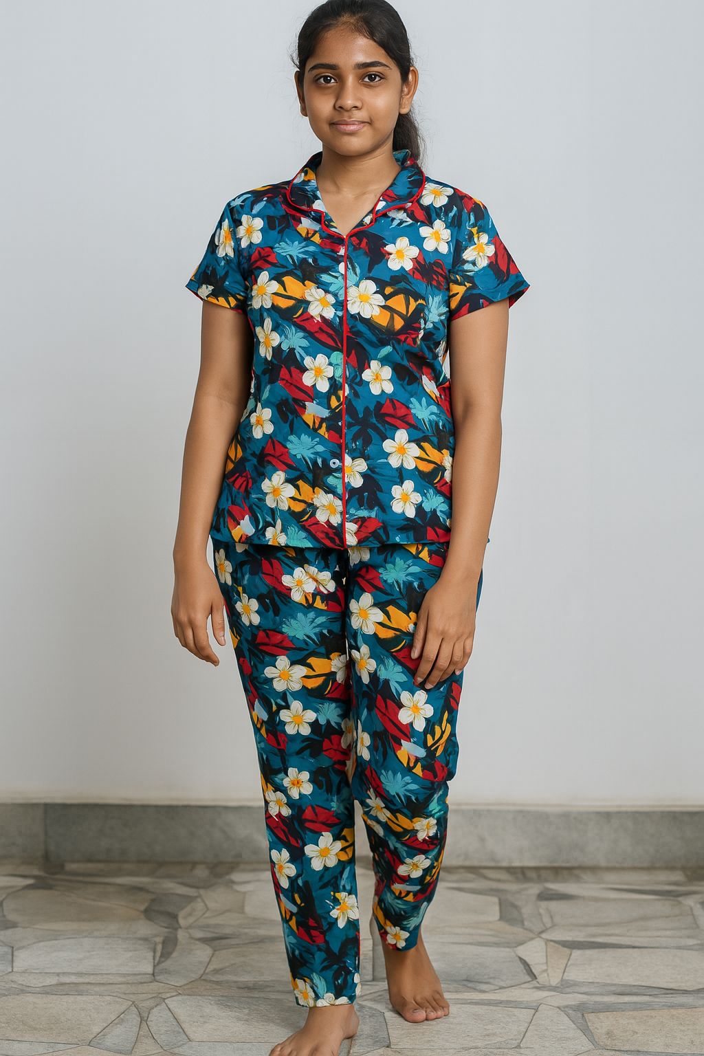 TEENAGE GIRLS COLLAR NIGHT SUITS INC:02