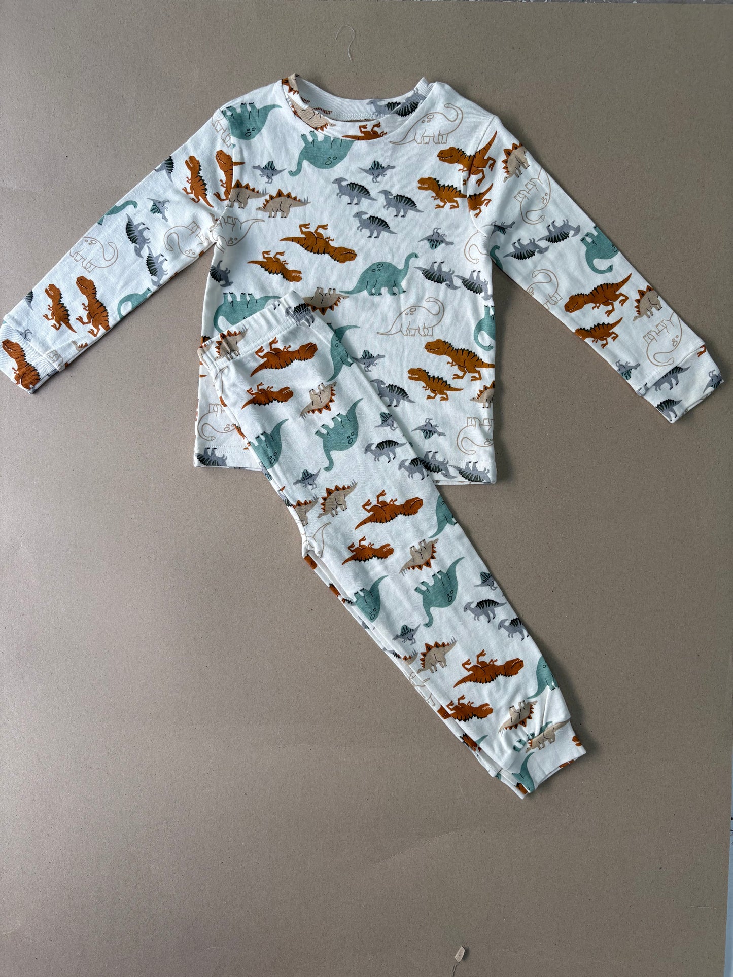 White base cute dinosaur -Kids Full Sleeve Set