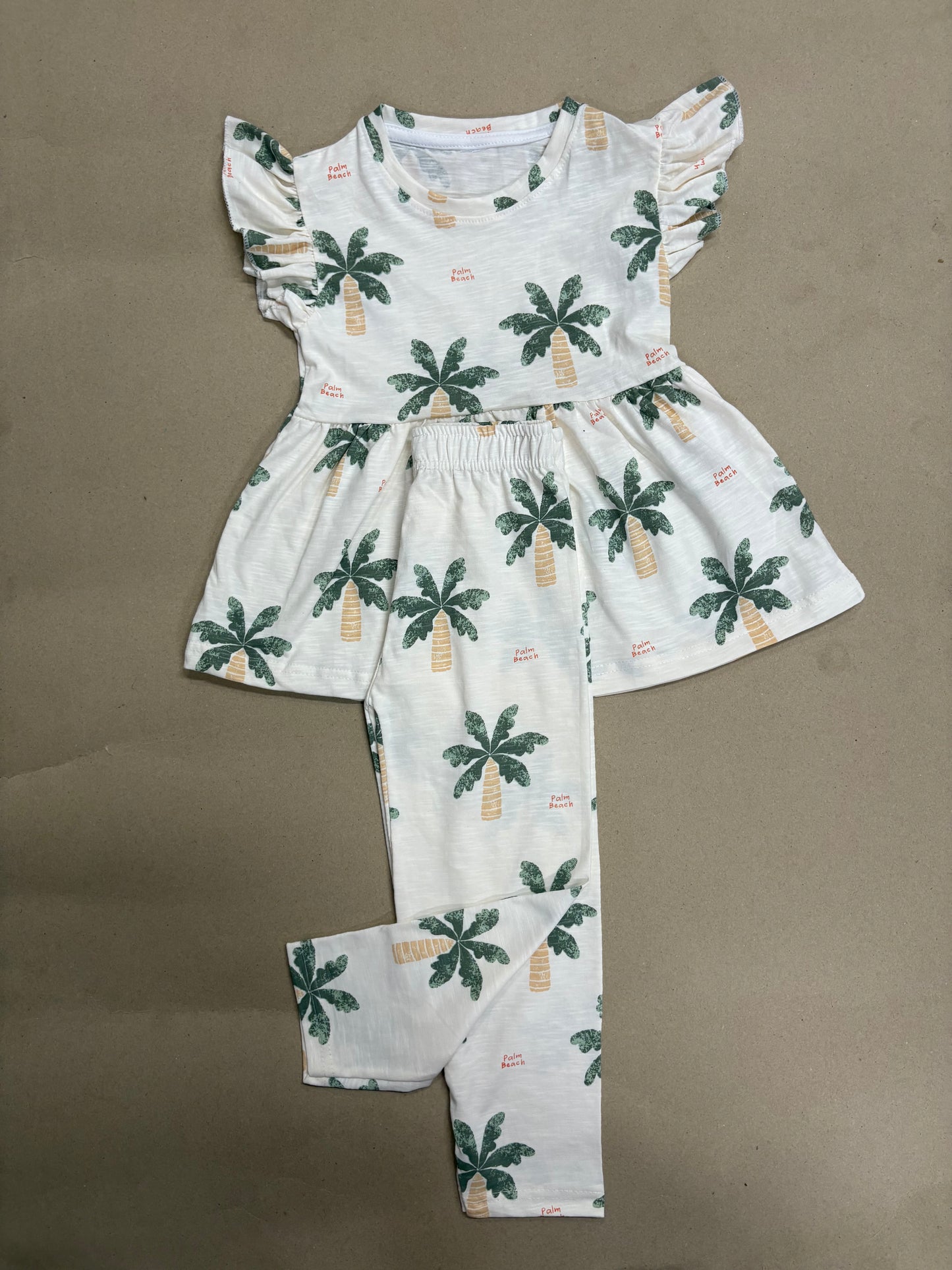 Green palm tree 🌴 print 21/8-Peplum Girls set