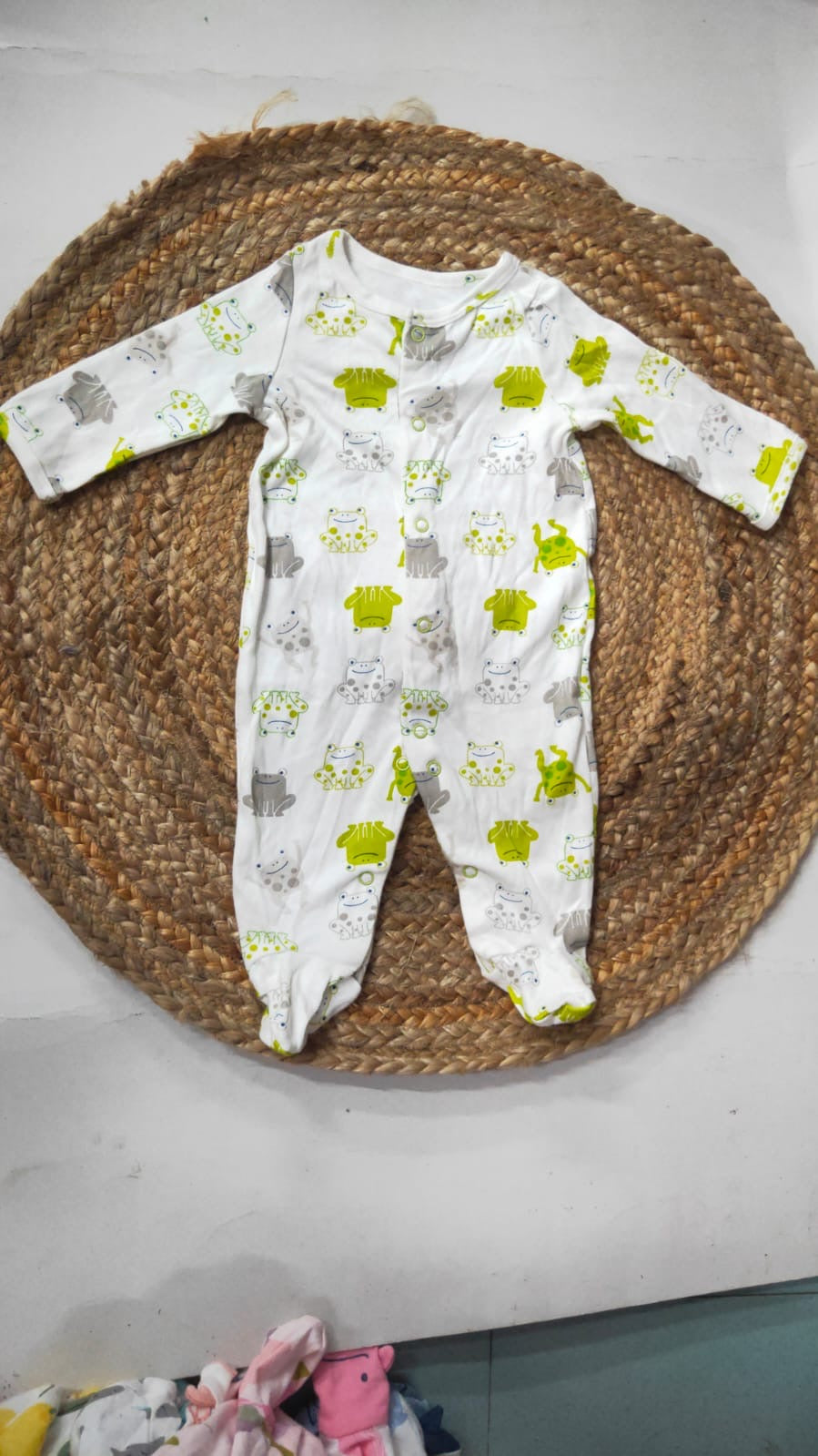 Green and grey with frog 🐸 with shoe-Baby high quality jumpsuit