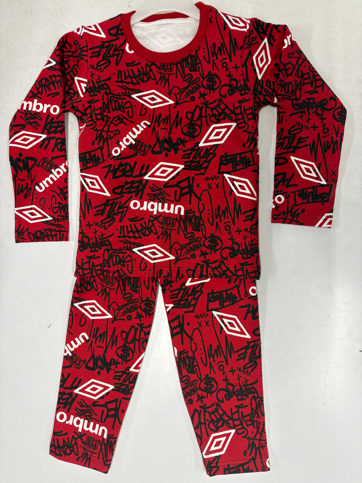 Premium kids winter Wear, wild animal theme, white bass Loop knit10/24