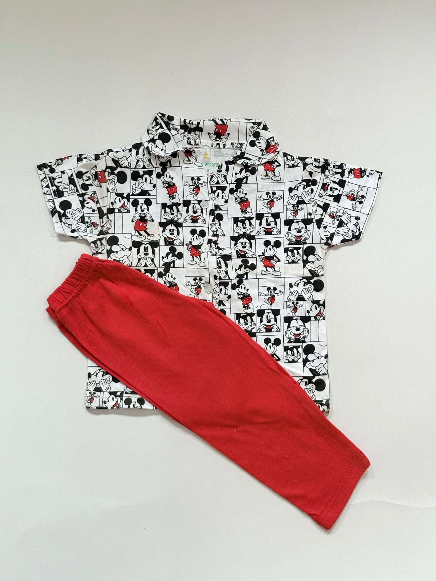 While with red IN-08-Kids Collar Night Suit IN