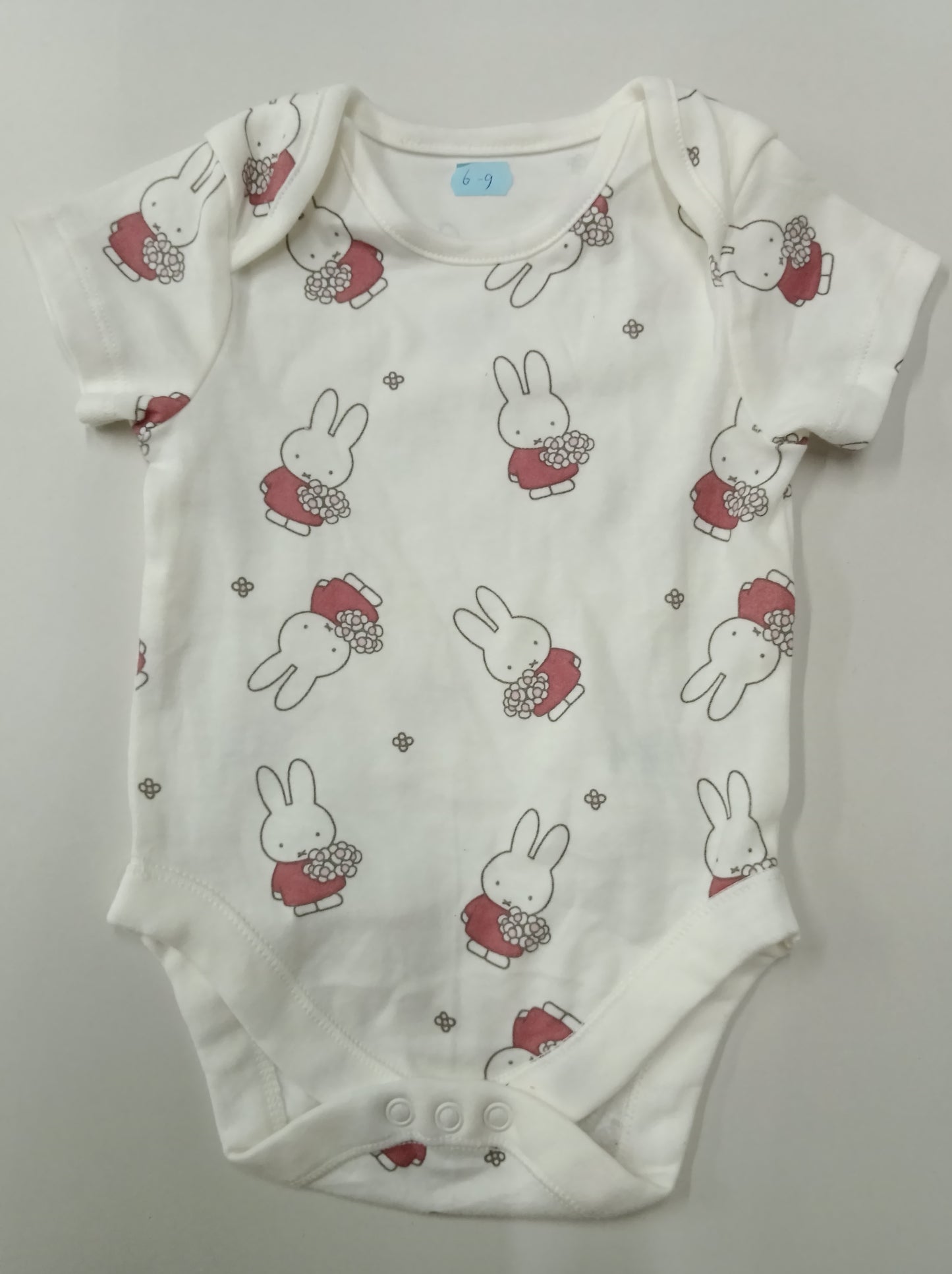 White rabbits 🐇 - Baby Romper